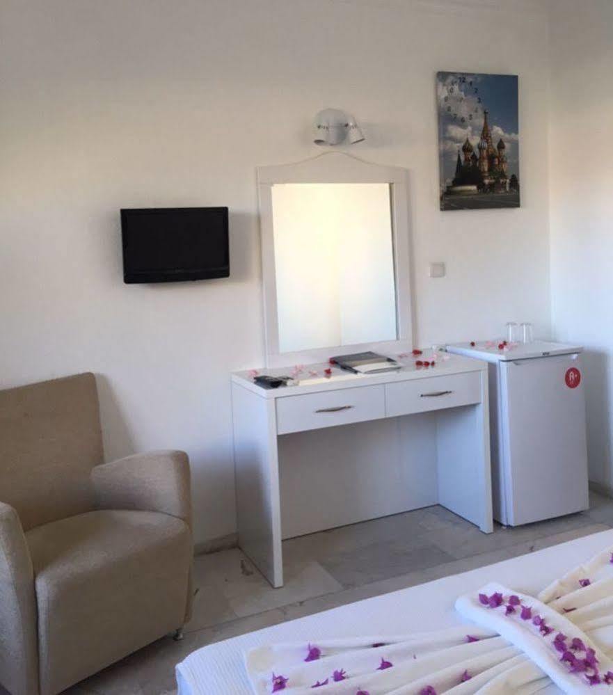 Zeus Hotel Turunç Dış mekan fotoğraf